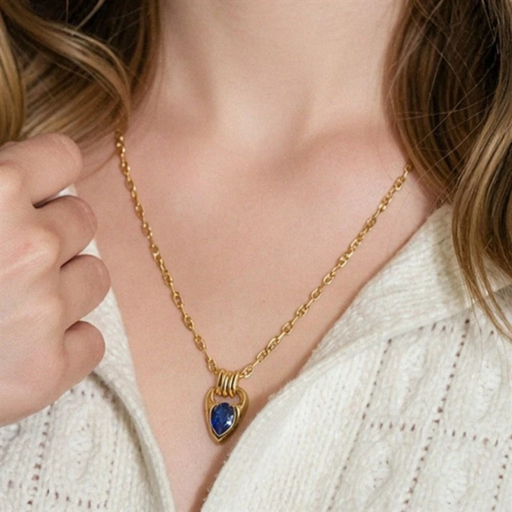 Teardrop Horsebit Necklace suppliers